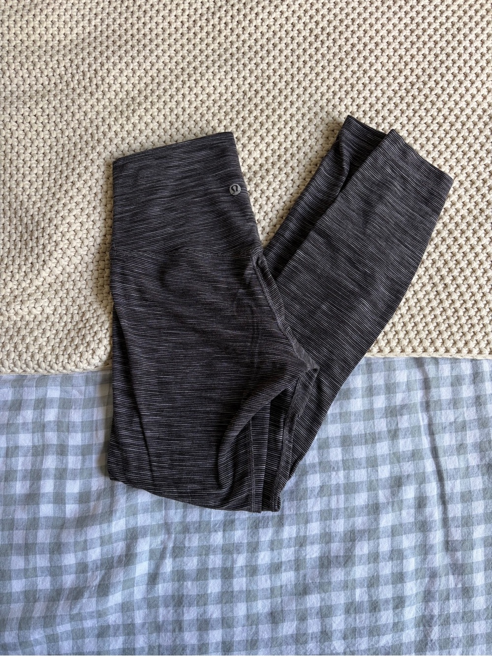 Lululemon Align leggings